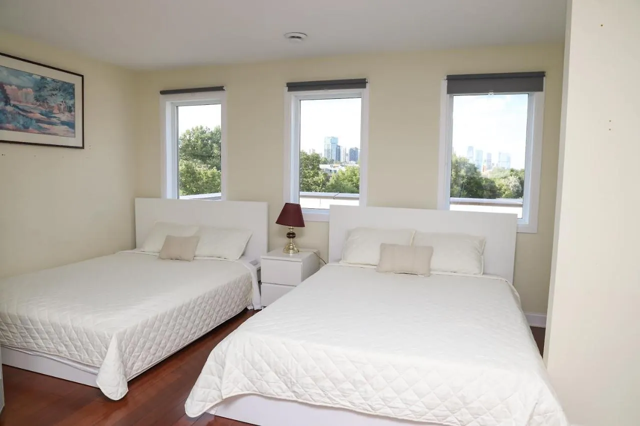 Sunset Apartment Montreal 0*,  Canada